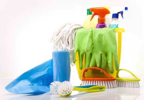 Professional stain cleaning for a carpeted room in Kentishtown